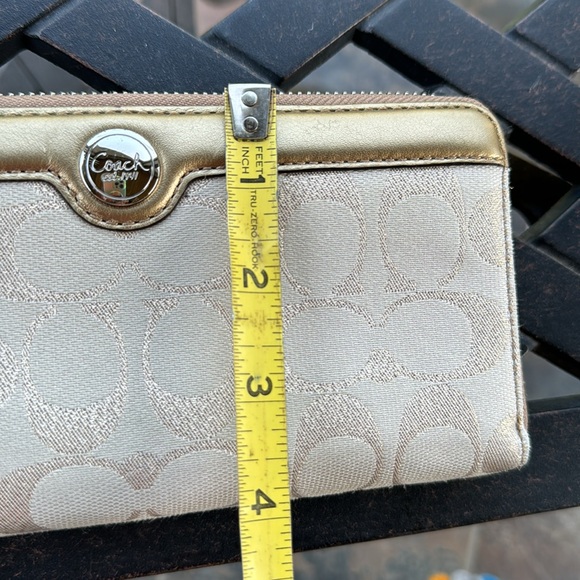 Coach wallet - Picture 5 of 10